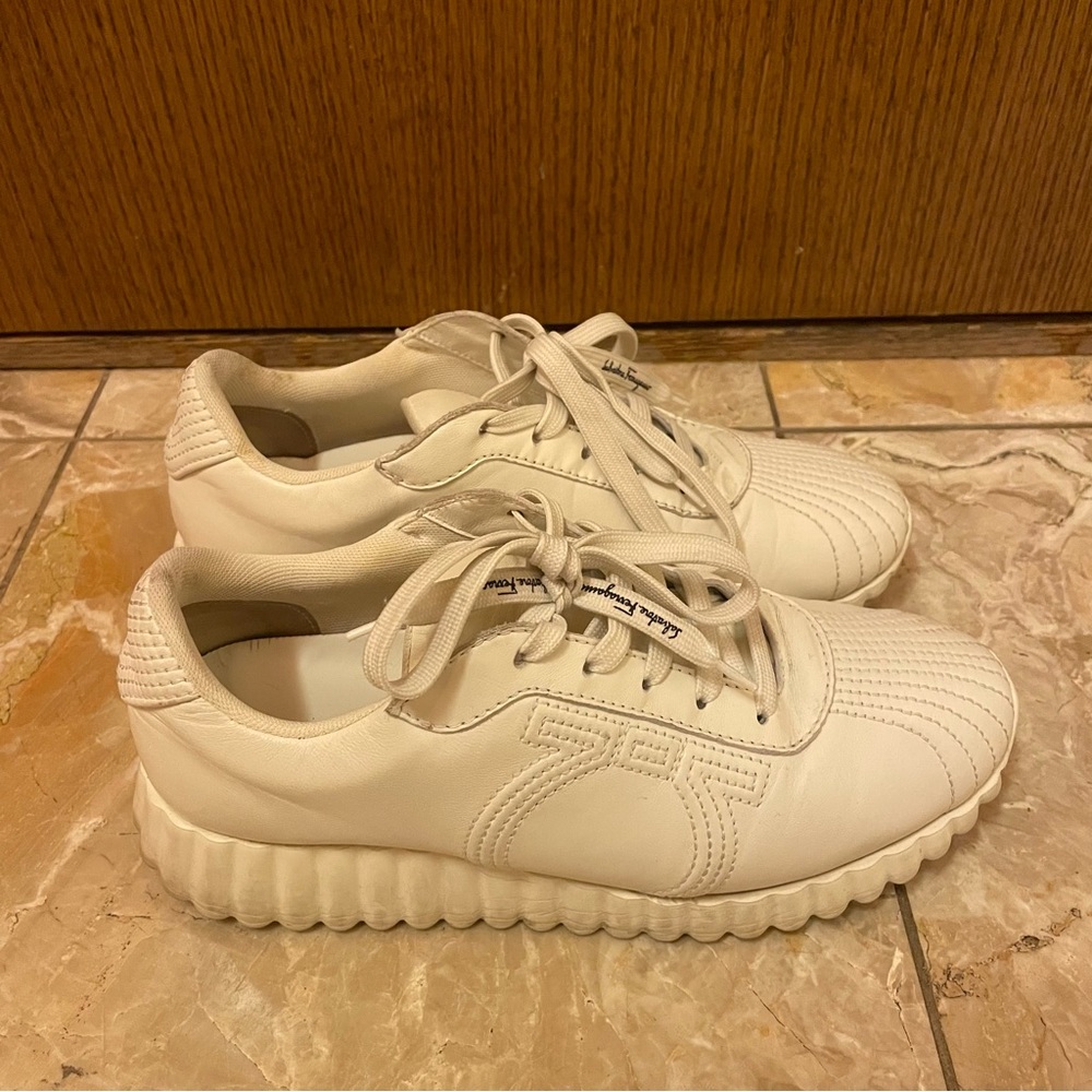 SALVATORE FERRAGAMO Gancini Leather Sneakers